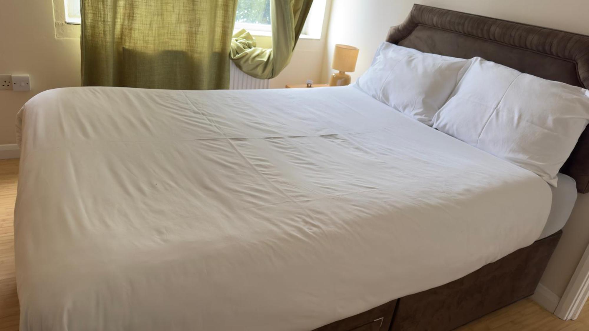 איילסברי Contractor'S Haven- 4-Bedroom House With Free Parking, Super Fast Wifi, Fran Properties In Aylesbury, Pets Are Welcome! מראה חיצוני תמונה